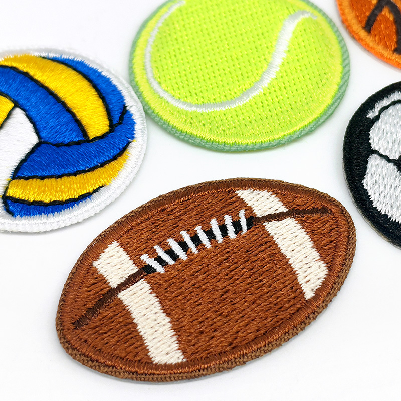5pc Embrioidered Football Tenn - Badminton Icon recensie en prijs