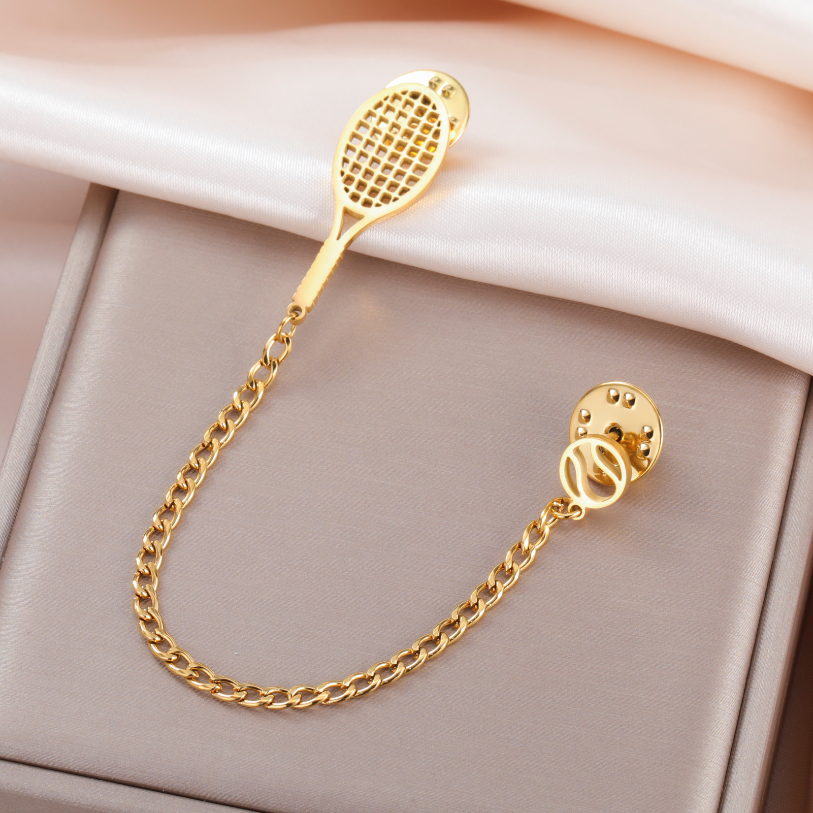 Trendy Tennis Racket Ball Lape - Badminton Icon recensie en prijs